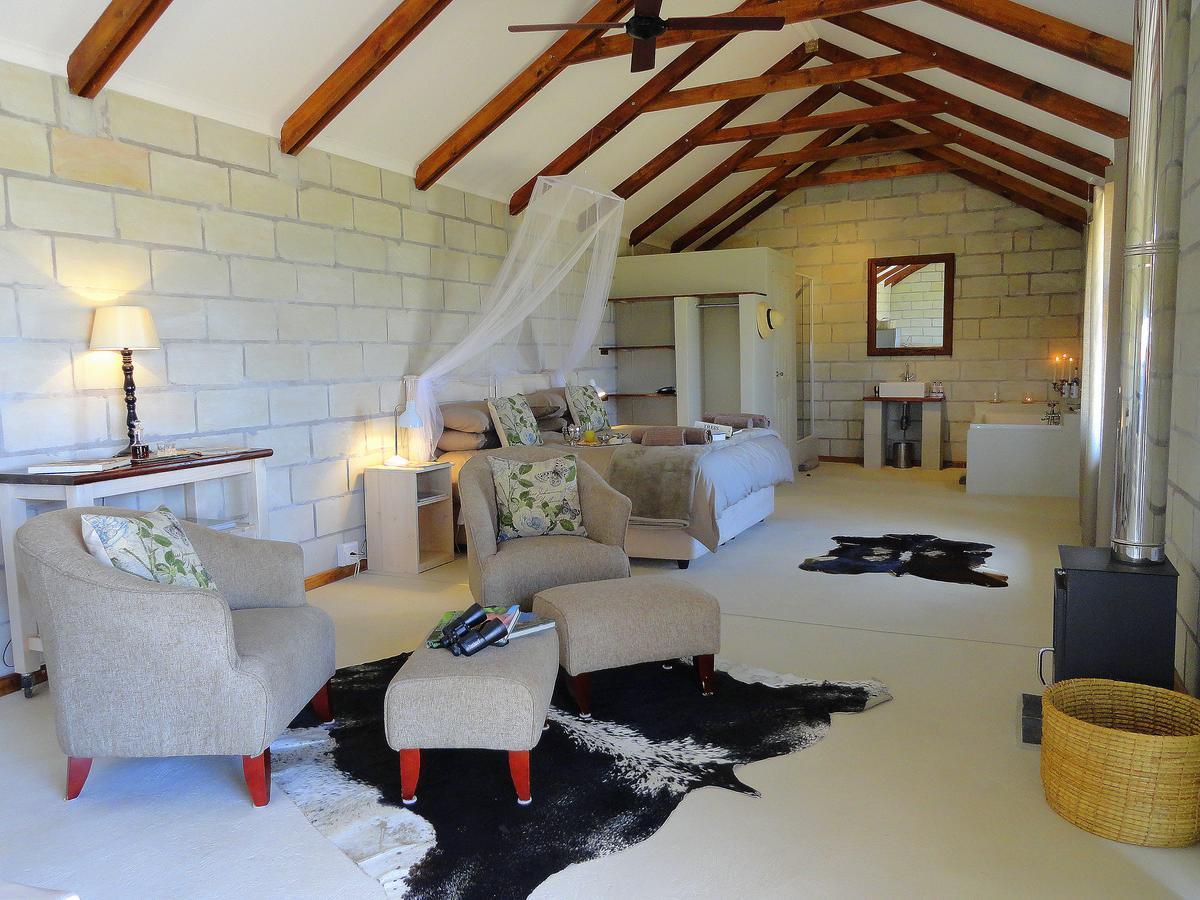 Chalet Amohela Ho Spitskop Country Retreat & Conservancy *