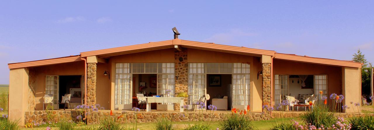 Amohela Ho Spitskop Country Retreat & Conservancy * Ficksburg